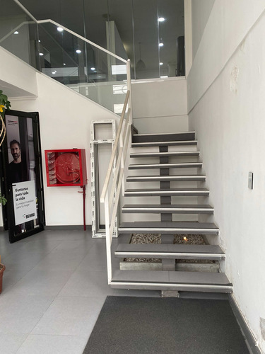 Amplio Local Comercial // Talca (67773)
