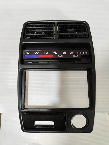 Bisel Central De Tablero Geo Tracker Suzuki Sidekick Negro (Usado)