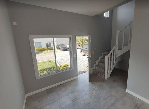 Duplex Venta Departamento Pilar Km 50 Condominio Barrio Cerrado-palmas Del Pilar Seguridad Pileta