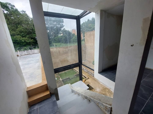 Imagen 12 de 30 de Townhouse En Altos De Monte Alegre, Tazajal, Naguanagua. Vende Crismelia Castillo