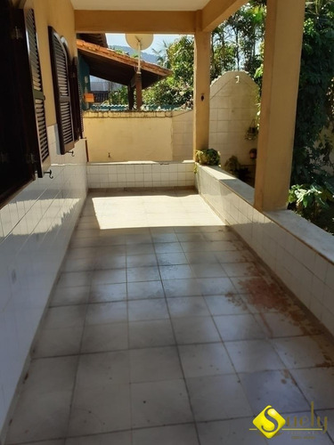 Imagem 8 de 15 de Duplex Estilo Colonial Com Vista Para O Mar! Aceitamos Financiamento! - 1894