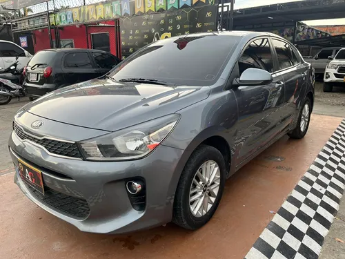 Kia Rio Emotion 1.4 Mt