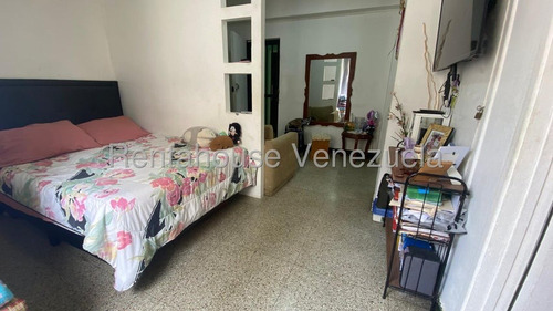 Apartamento En Venta. San Bernardino. Mls 25-23244