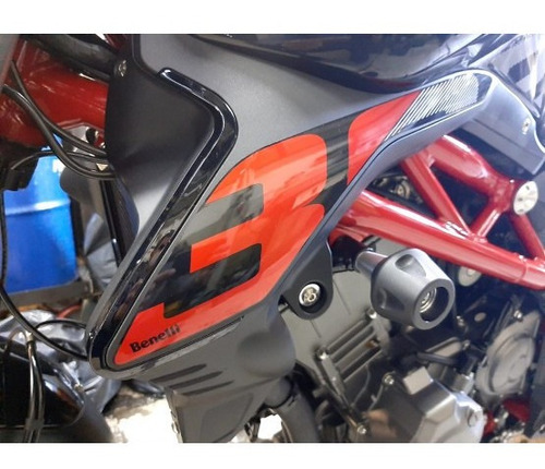 Imagen 2 de 2 de Sliders Proteccion De Carenado Benelli Tnt 300 Kraftec Md