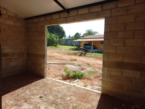 Vendo Chácara Na Df-140 Km 7 5-gleba Da Fazenda Sta Bárbara.