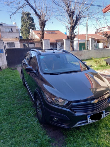 Imagen 4 de 13 de Chevrolet Onix Activ 2016