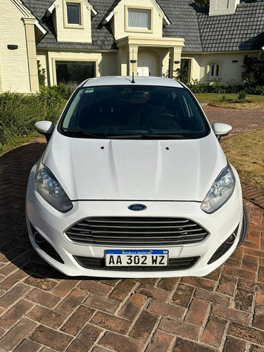 Ford Fiesta Kinetic Design 1.6 Se Plus Powershift 120cv