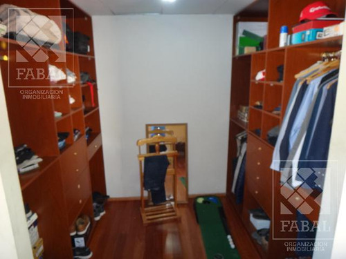 Casa Alquiler O Venta Santa Genoveva, 3 Dormitorios, 3 Baños, Quincho-garaje Y Jardín