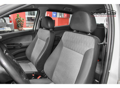 Volkswagen Gol 1.0 MI CITY 8V FLEX 4P MANUAL