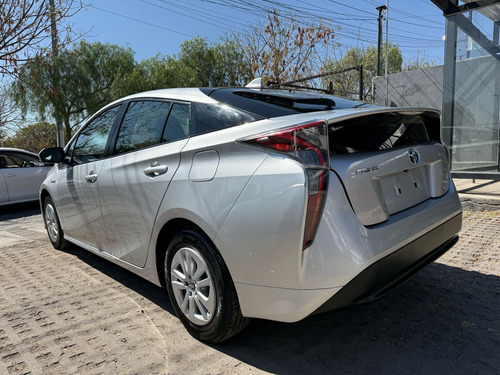 Toyota Prius 1.8 Premium Cvt