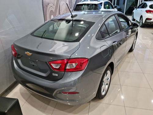 Imagen 2 de 17 de Chevrolet Cruze Lt 4 Puertas Automático 0km 2022 Adj Vm