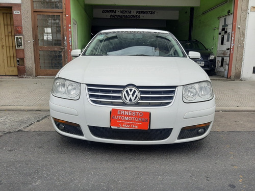 Volkswagen Bora 2.0 Año 2011 Ernesto Automotores