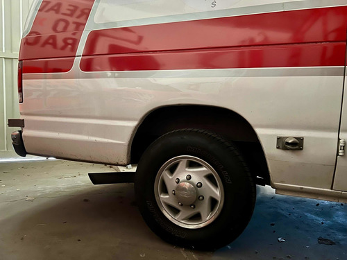 Imagen 6 de 20 de Ford Econoline E350
