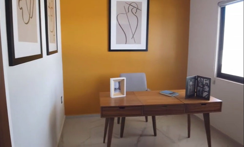 Casa Residencial En Un Fraccionamiento Muy Exclusivo A Solo 8 Min. De Plaza Explanada Y Zona Plateada