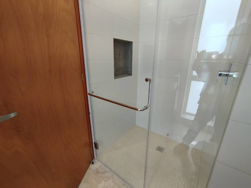Alquilo Apartamento 250m2 La Castellana
