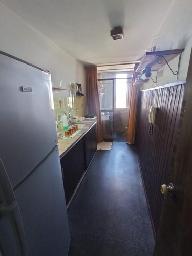Imagen 5 de 10 de Apartamento -av. Italia Frente A Shop. Plaza Italia Con Gran Vista Despejada