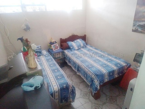 Imagen 13 de 15 de Apto En Venta 22-7882 María Santaella 0414-3188350 0412-3625141