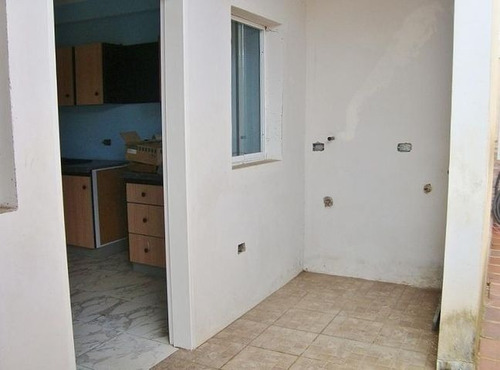 Imagen 7 de 9 de Mariestela Boada, Vende Town House En El Tigre