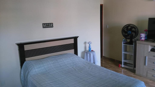 Casa Em Santa Isabel, São Gonçalo/rj De 160m² 2 Quartos À Venda Por R$ 180.000,00 - Ca623973
