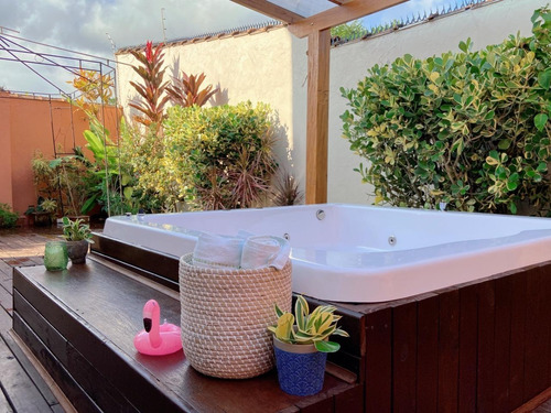 Spa Cabo Frio 2x2 Com 17 Jatos, Aquecedor, Led, Base, Alças