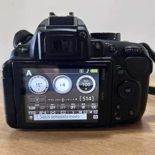 Nikon D5200 Dslr Color Negro + Combo 2 Objetivos Negro (Usado)