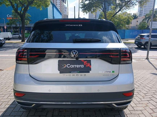 Volkswagen T-Cross 1.0 200 TSI TOTAL FLEX COMFORTLINE AUTOMÁTICO