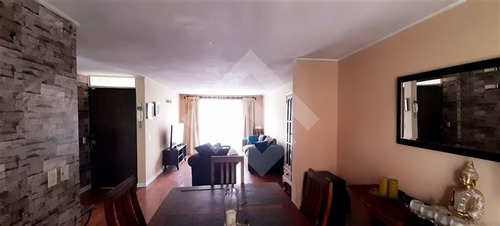 Casa En Venta De 5 Dorm. En La Florida