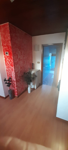 Apartamento Amueblado País Italia ,3 Er Piso