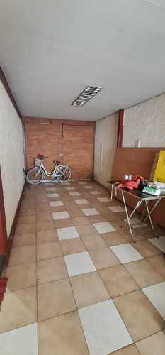 Excelente, Amplia Y Muy Bien Ubicada Propiedad