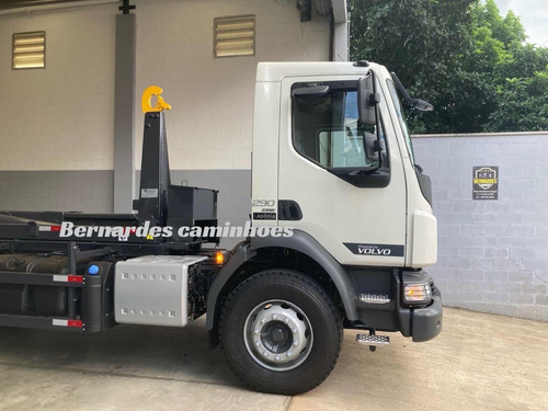 Vm 290 6x4 2025 Caminhao Rolon Grimald 2025