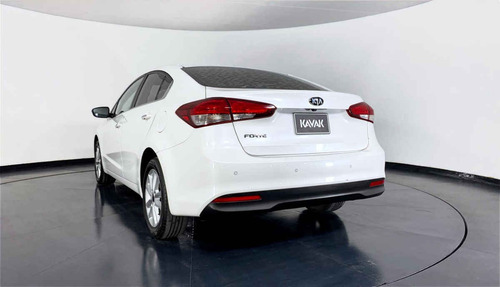 Imagen 4 de 15 de 114068 - Kia Forte Sedan 2018 Con Garantía
