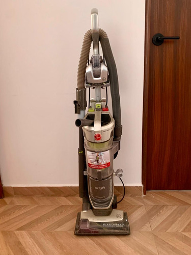 Aspiradora Barredora Hoover Air Lift Con 8 Accesorios Extra (Usado)