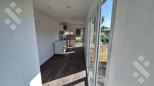 En Venta, Tráiler Habitacional A Estrenar, B° Los Patos, Plottier.