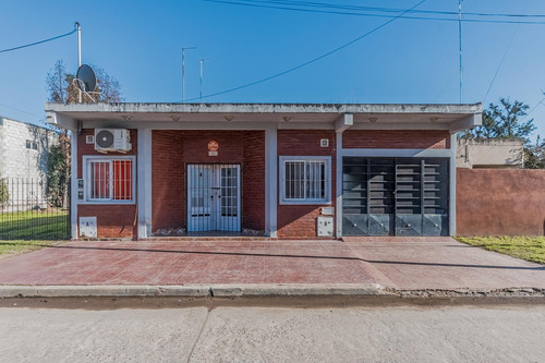 Venta En Block De Dos Departamentos De 2 Ambientes Sobre Lote 350 M2 En General Rodriguez
