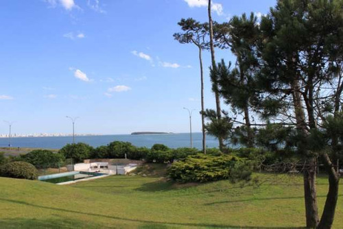 Imagen 4 de 17 de Casa En Venta De 4 Dormitorios En Playa Mansa (ref: Lij-978)