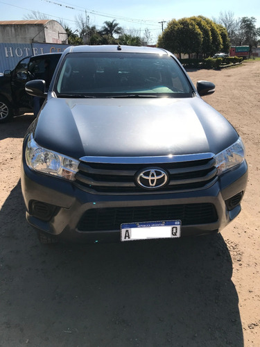 Imagen 14 de 15 de Toyota Hilux 2017 Sr C/d 4x2 2.4 Cc.