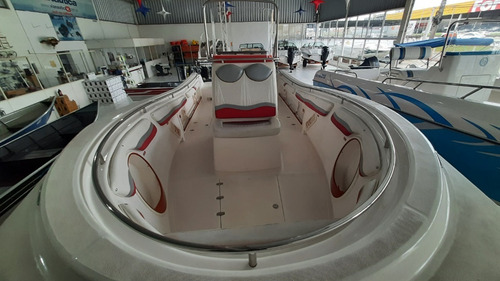 Imagem 16 de 19 de Lancha Fly Fish 230 - Casco