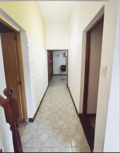 Venta De Casa Beccar 6 Ambientes Con Enorme Jardin