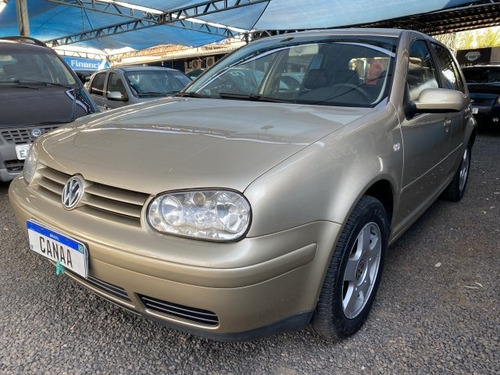 Imagem 2 de 13 de Golf 1.6 Mi 8v Gasolina 4p Manual