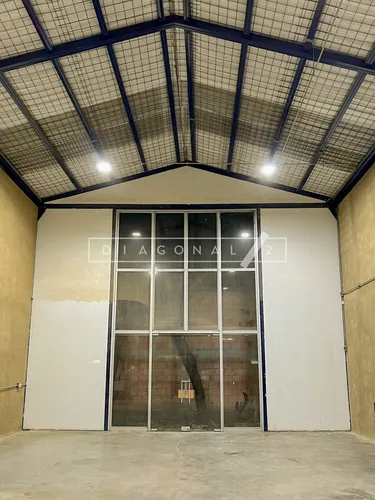 Bodega Industrial En Venta En Atahualpa