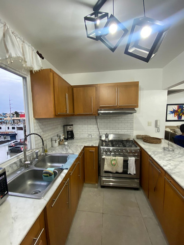 Se Vende Penthouse 4to Piso En El Ensanche Ozama