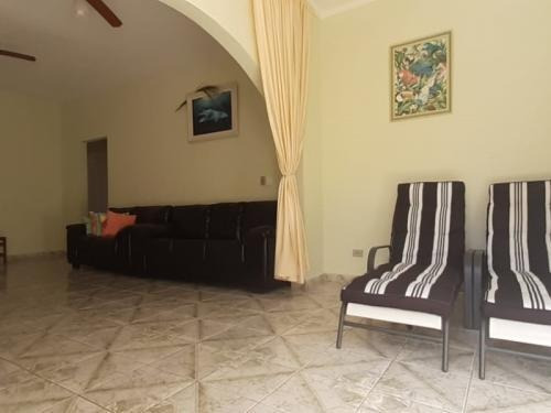 Imagem 11 de 14 de Casa Com Piscina Pertinho Do Mar - Pg 6752 | A.c.m