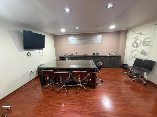 Venta De Inmueble Comercial En Ubicación Estratégica