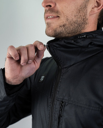 Campera Rompeviento Impermeable Cozy Sport Infinity
