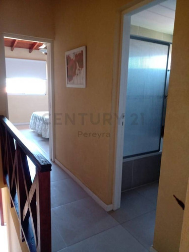 Imagen 12 de 25 de Paseo 137 E/1 Y 2 Villa Gesell, Departamento Amueblado En Venta De 2 Dormitorios
