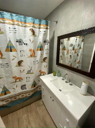 Casas En Venta - 8 Dormitorios 5 Baños - Bella Vista