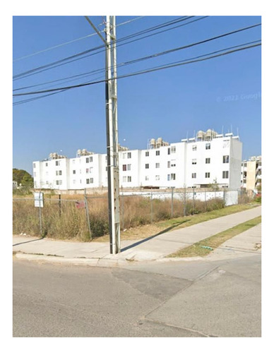 Imagen 4 de 14 de Terreno Comercial En Venta En Zapopan En Avenida Lago Real