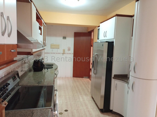 Imagen 7 de 20 de Townhouse En Venta En La Boyera - Jardin Y Terrazas