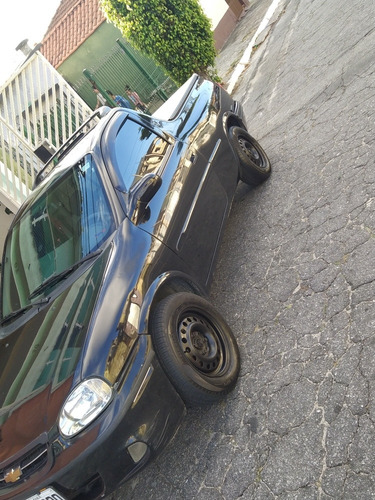 Imagem 2 de 4 de Chevrolet