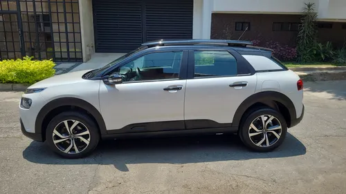 Citroën C4 Cactus 1.6 Shine Turbo Aut